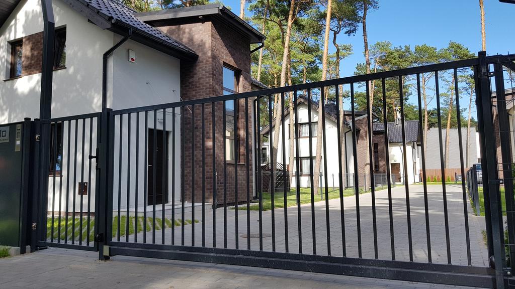 Leo Royal Home Pobierowo Eksteriør bilde